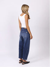Load image into Gallery viewer, Toni Barrel Jeans - Blue