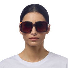 Load image into Gallery viewer, Alessia - Classic Havana
