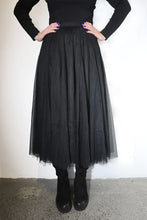 Load image into Gallery viewer, Swan Lake Tulle Skirt - Black
