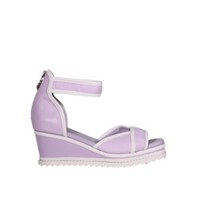 Load image into Gallery viewer, Cait - Lilac White (size 38,40)
