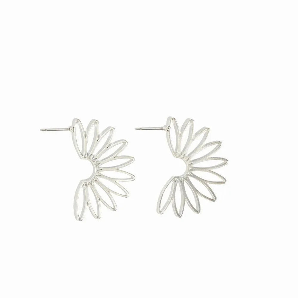 Anita Earrings – Buckle & Bow