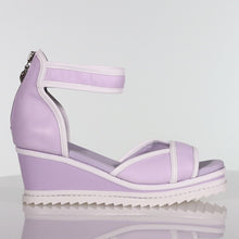 Load image into Gallery viewer, Cait - Lilac White (size 38,40)
